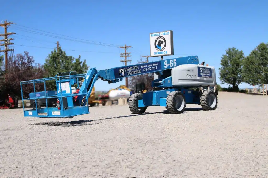 Genie S-65 with boomlift down