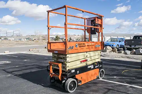 JLG 1932R Scissor Lift down